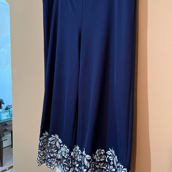 Isaac Mizrahi Live! Pebble Knit Culottes - Picture 7 of 7